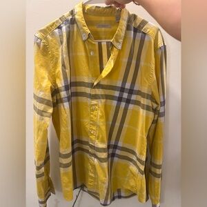 Burberry men’s button down gently worn large Size L